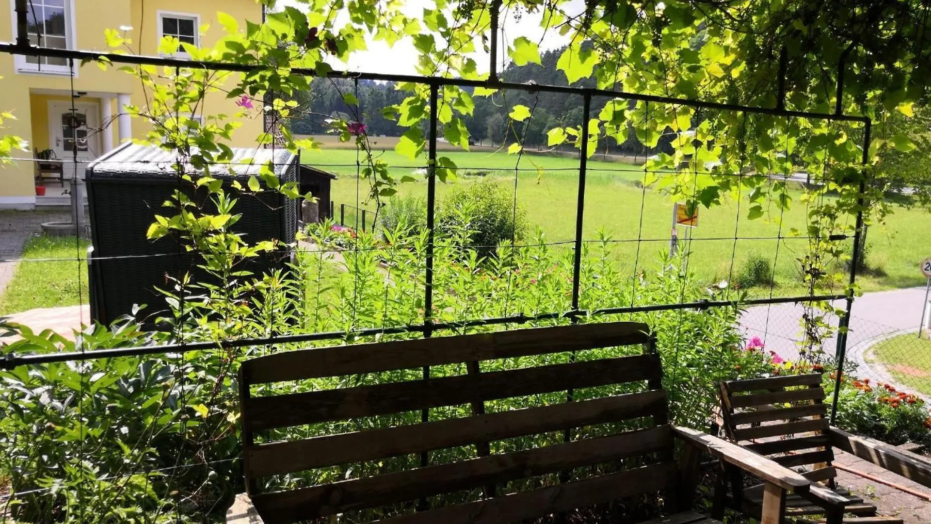 Apartment Ferienhaus Am Bach - Deuerling